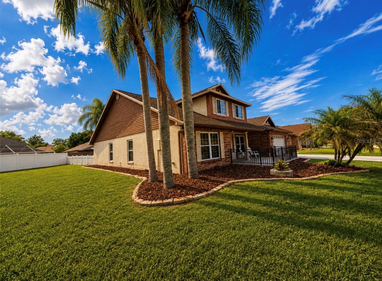 1435 Buckner Rd, Valrico, FL 33596 photo