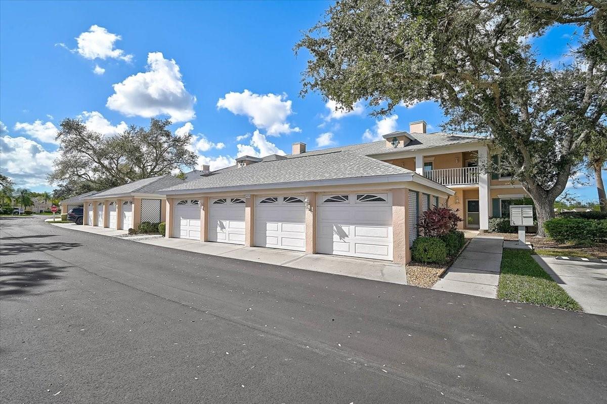 4219 Caddie Dr #204, Bradenton, FL 34203 photo