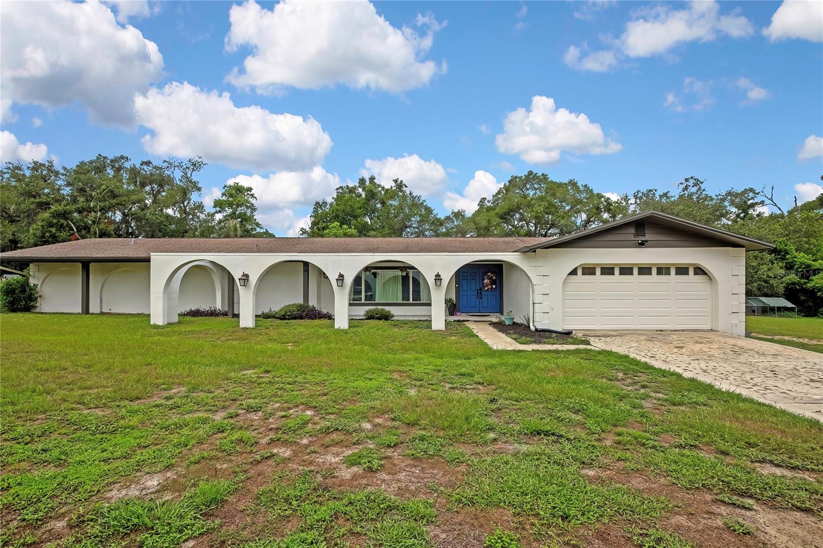 12305 Leanne Dr, Dade City, FL 33525 photo