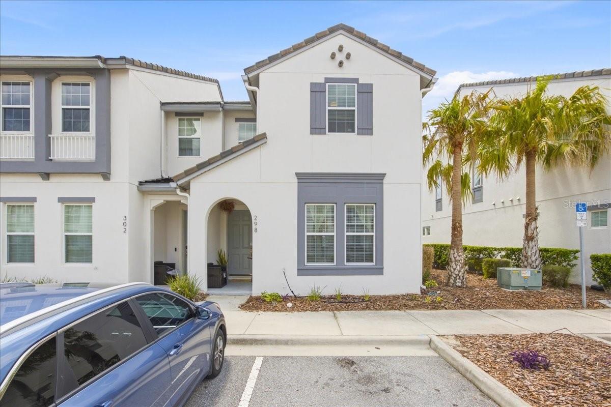 298 Captiva Dr, Davenport, FL 33896 photo