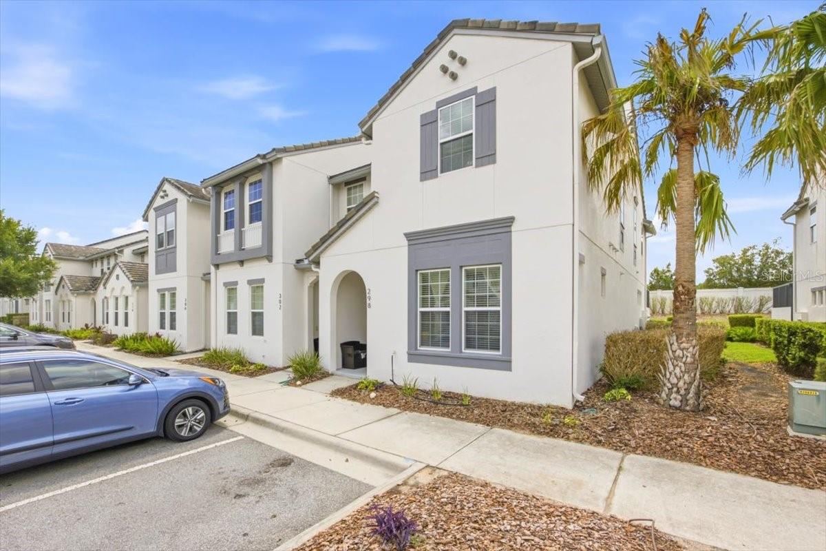 298 Captiva Dr, Davenport, FL 33896 photo