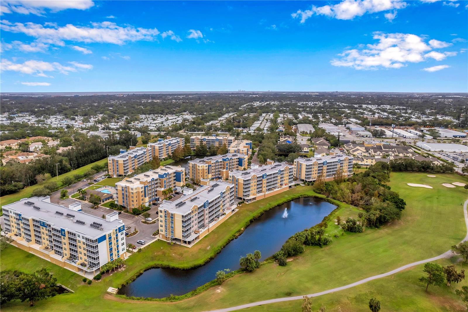 960 Starkey Rd #7205, Largo, FL 33771 photo
