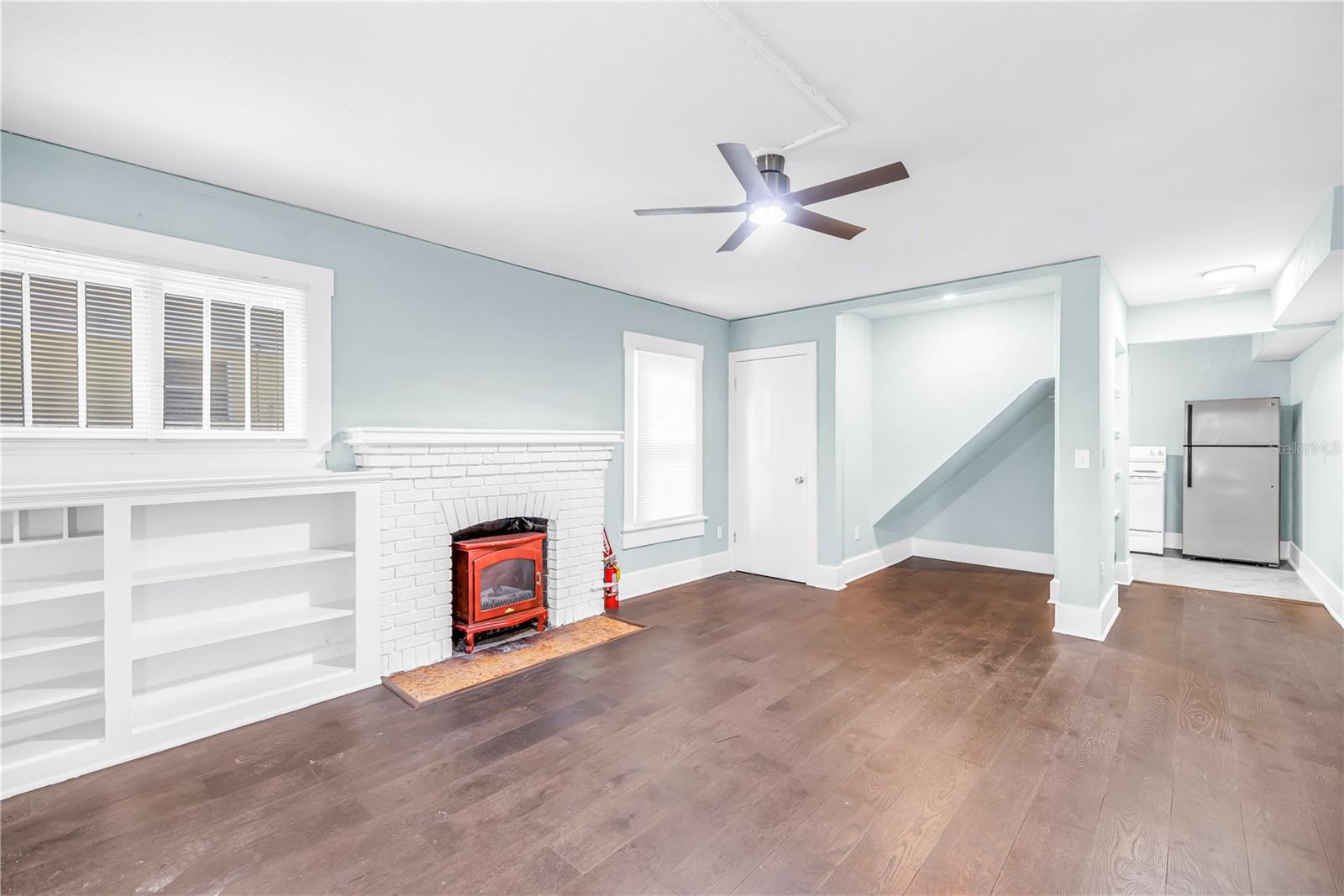 1012 Granville Ct, Saint Petersburg, FL 33701 photo