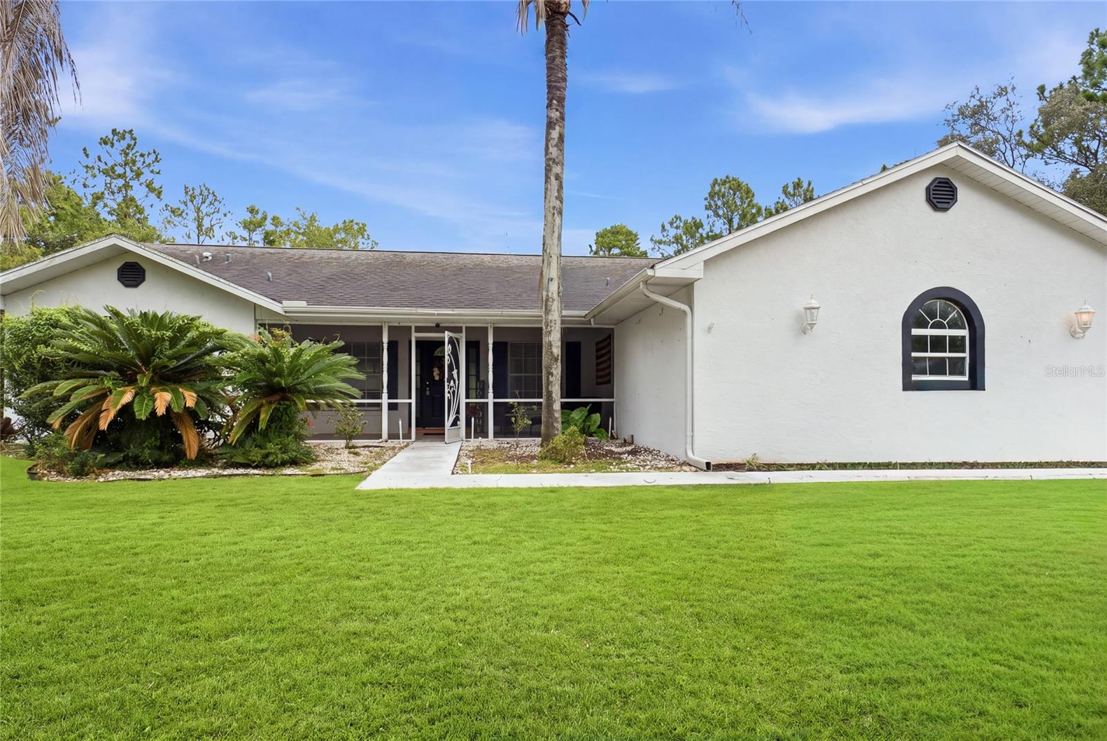 4353 Pine Ridge Blvd, Beverly Hills, FL 34465
