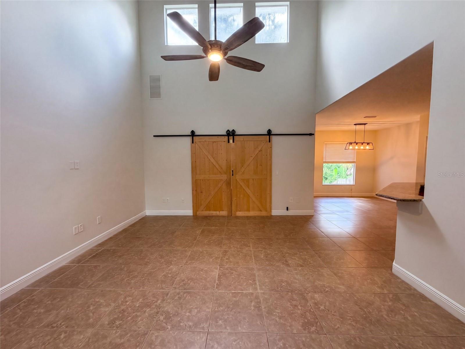 2015 River Crossing Dr, Valrico, FL 33596 photo