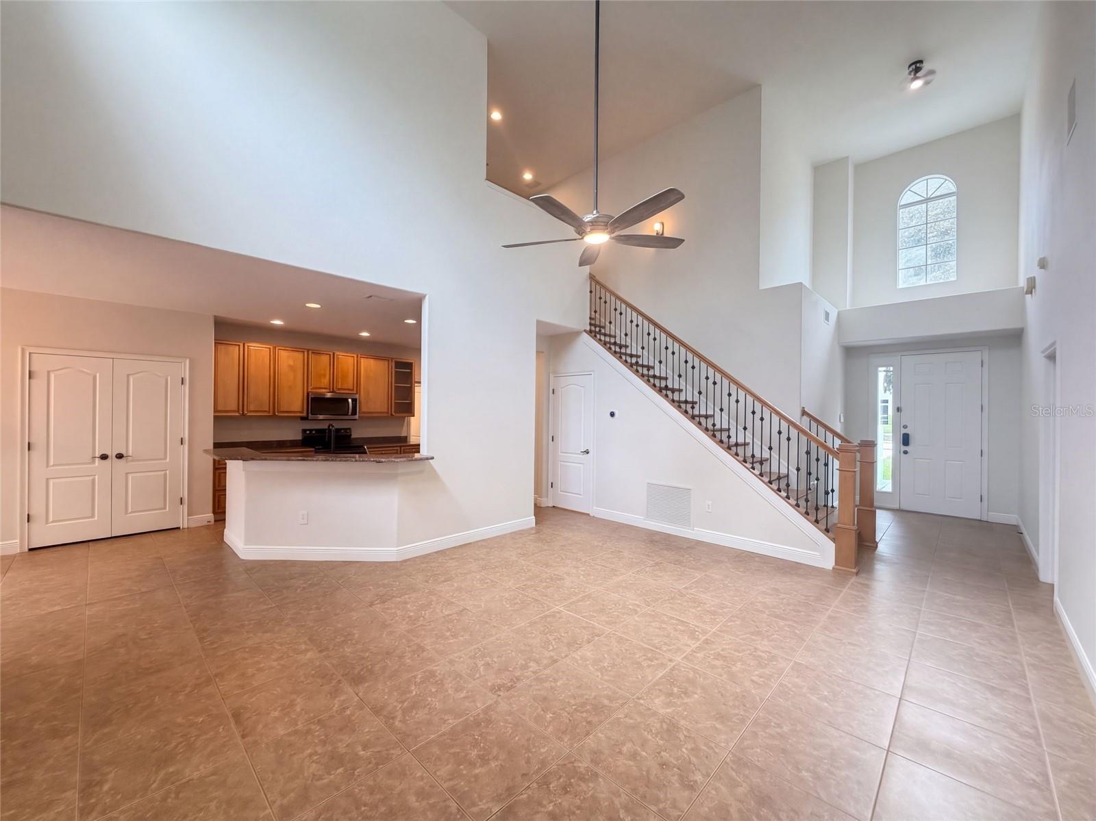2015 River Crossing Dr, Valrico, FL 33596 photo