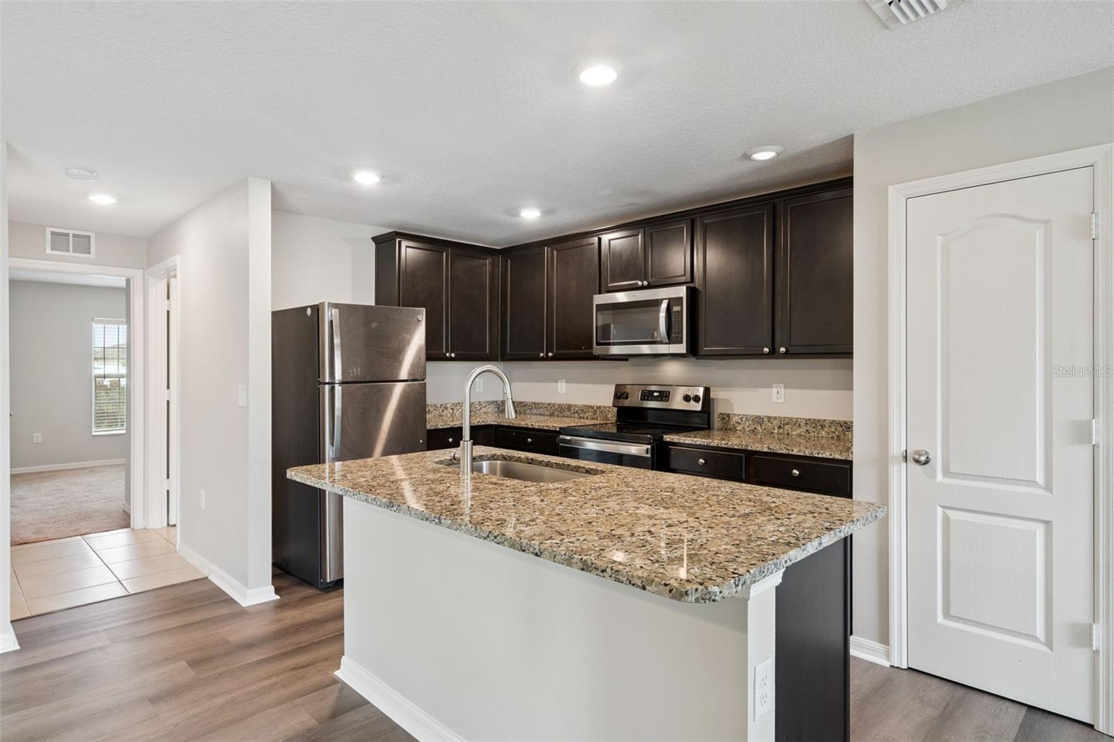 12019 Indian Grass Way, Leesburg, FL 34788 photo