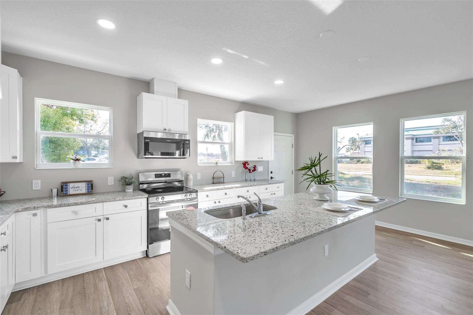 5742 Meadowlane St, New Port Richey, FL 34652 photo