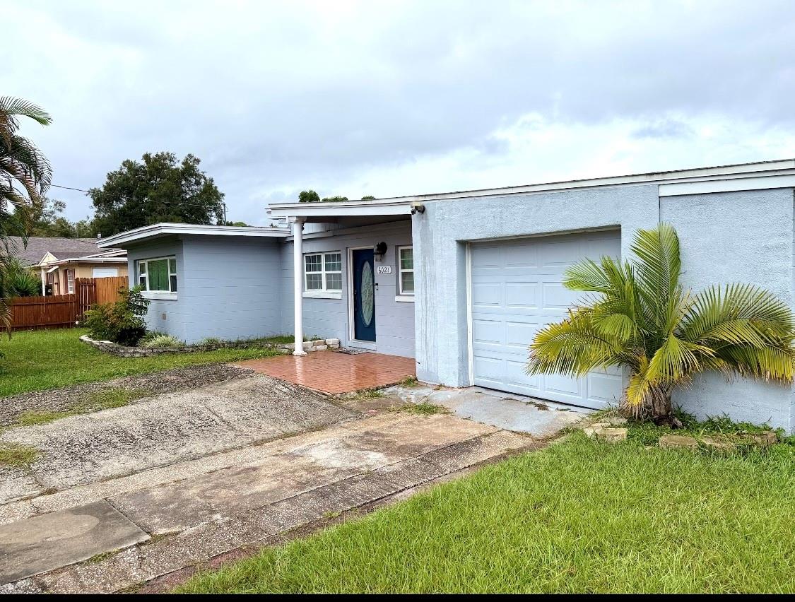 6021 Yucatan Dr, Orlando, FL 32807 photo