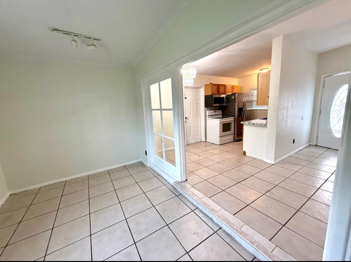 6021 Yucatan Dr, Orlando, FL 32807 photo