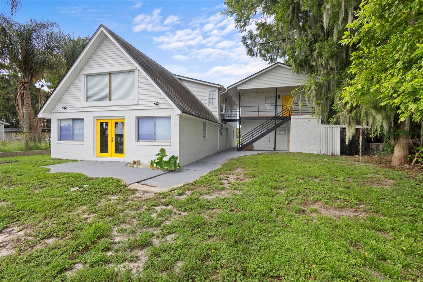 1824 Lake St, Oviedo, FL 32765 photo