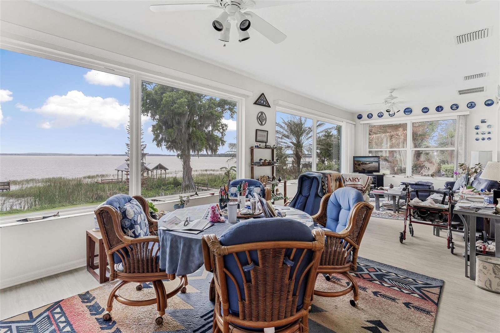 6274 Sailboat Ave, Tavares, FL 32778 photo