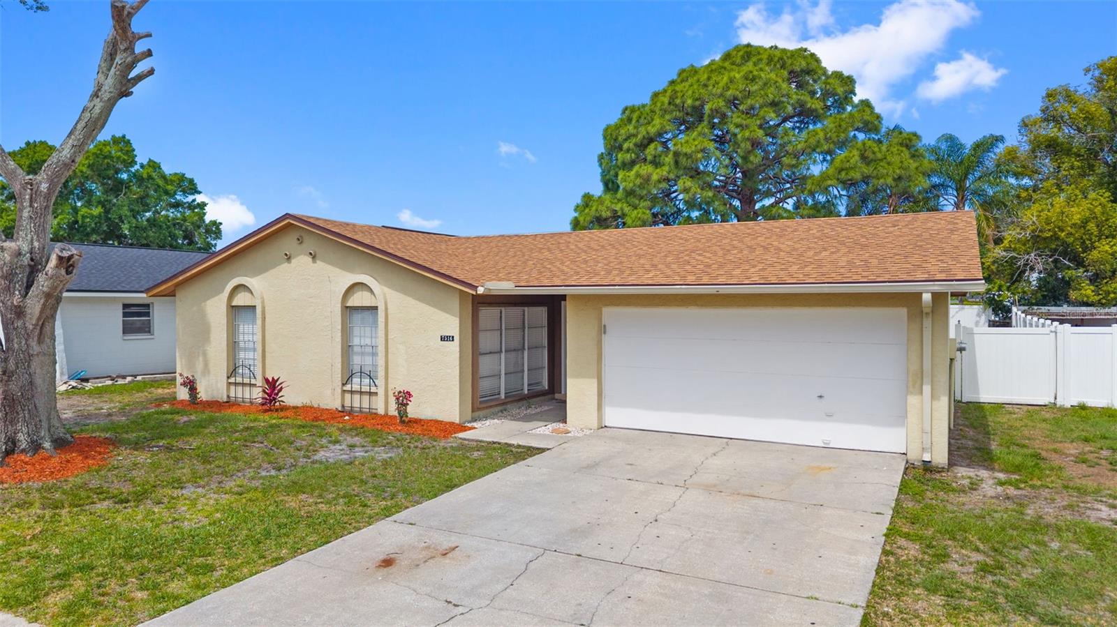 7516 Armand Cir, Tampa, FL 33634 photo