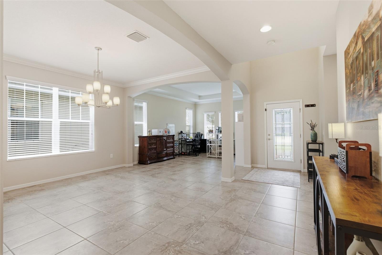 17515 Bright Wheat Dr, Lithia, FL 33547 photo