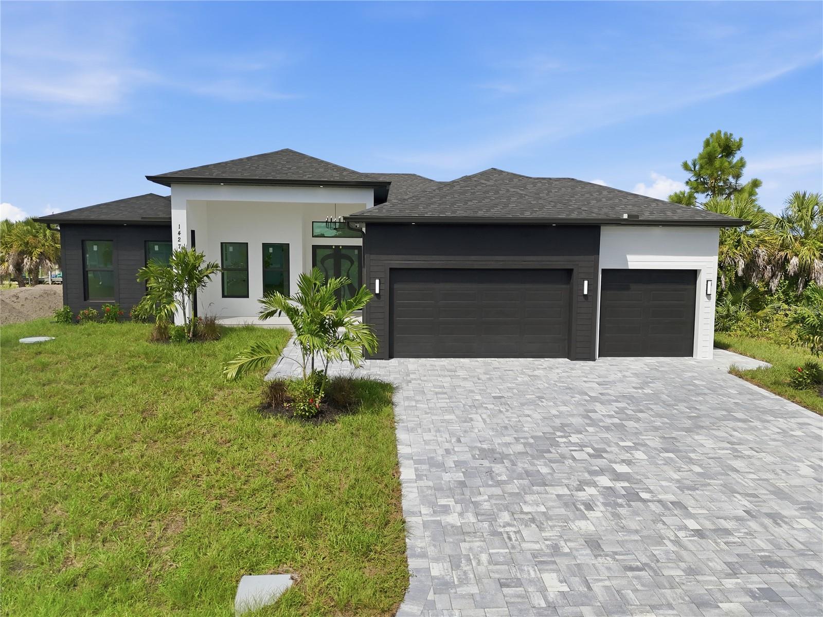 14270 Fort Worth Cir, Port Charlotte, FL 33981