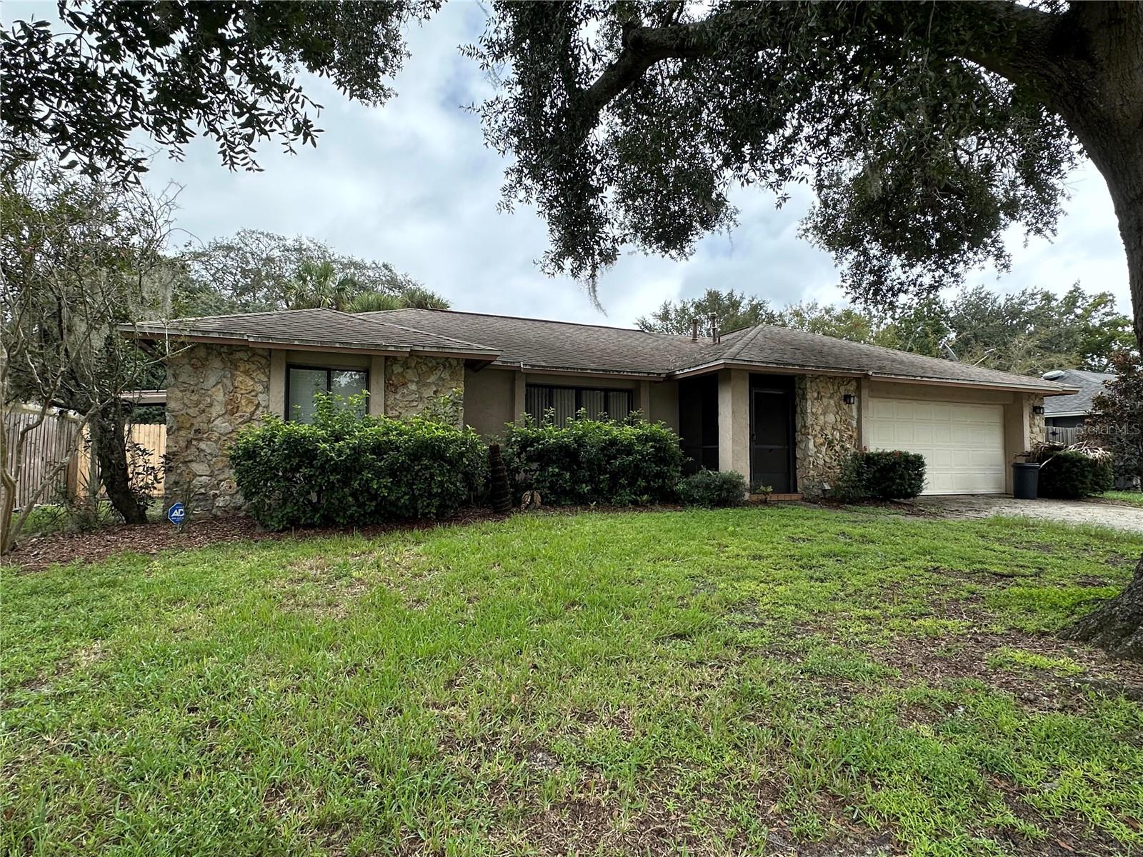 4737 Dunbarton Dr, Orlando, FL 32817 photo
