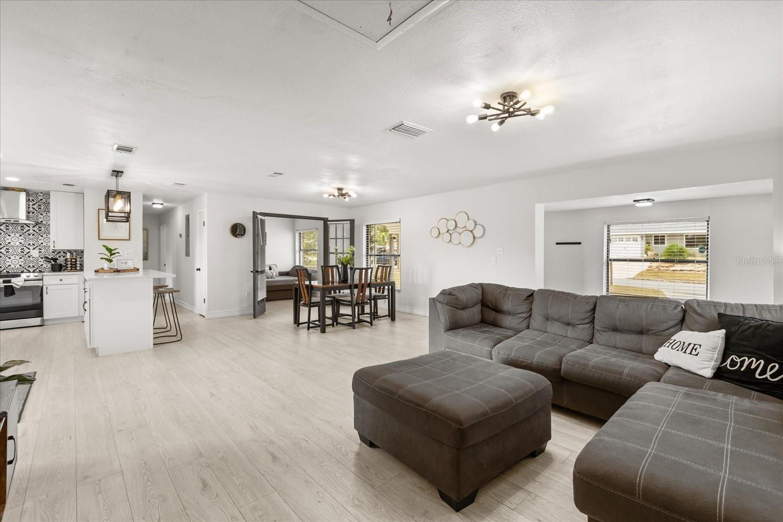 5127 Glasgow Ave, Orlando, FL 32819 photo