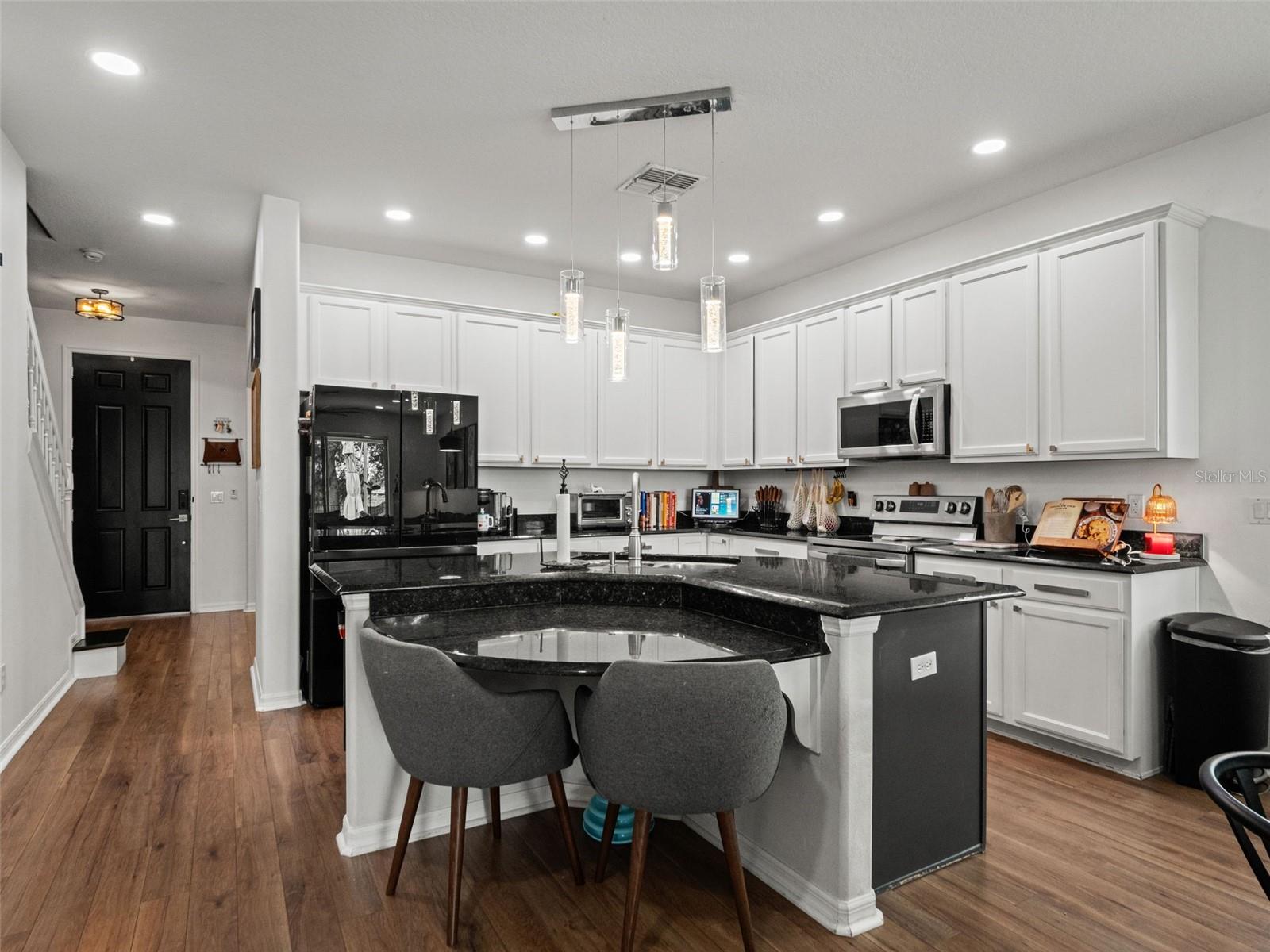 720 Barefoot Bay Loop, Groveland, FL 34736 photo