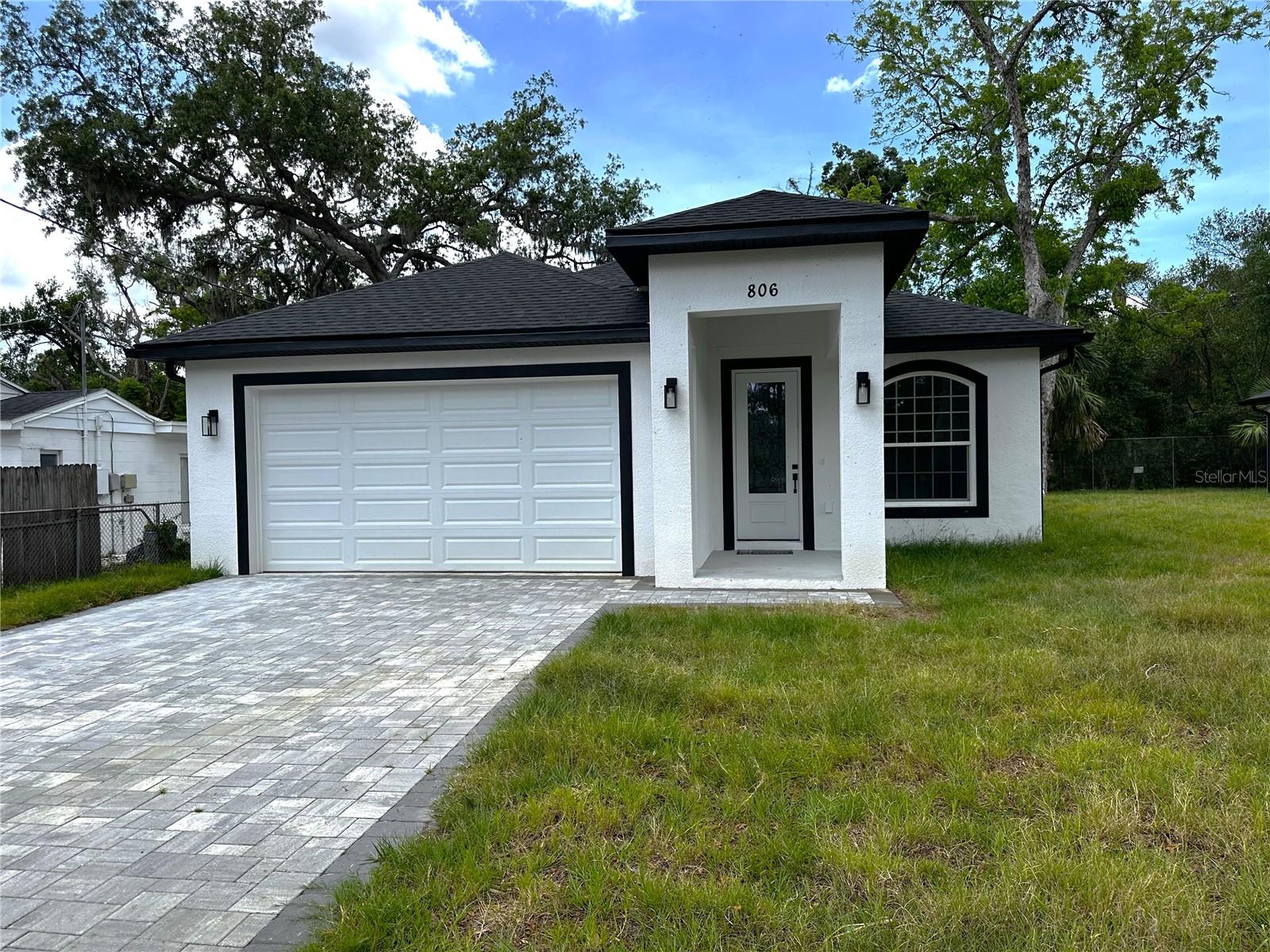 806 Lowry Ln, Tampa, FL 33604