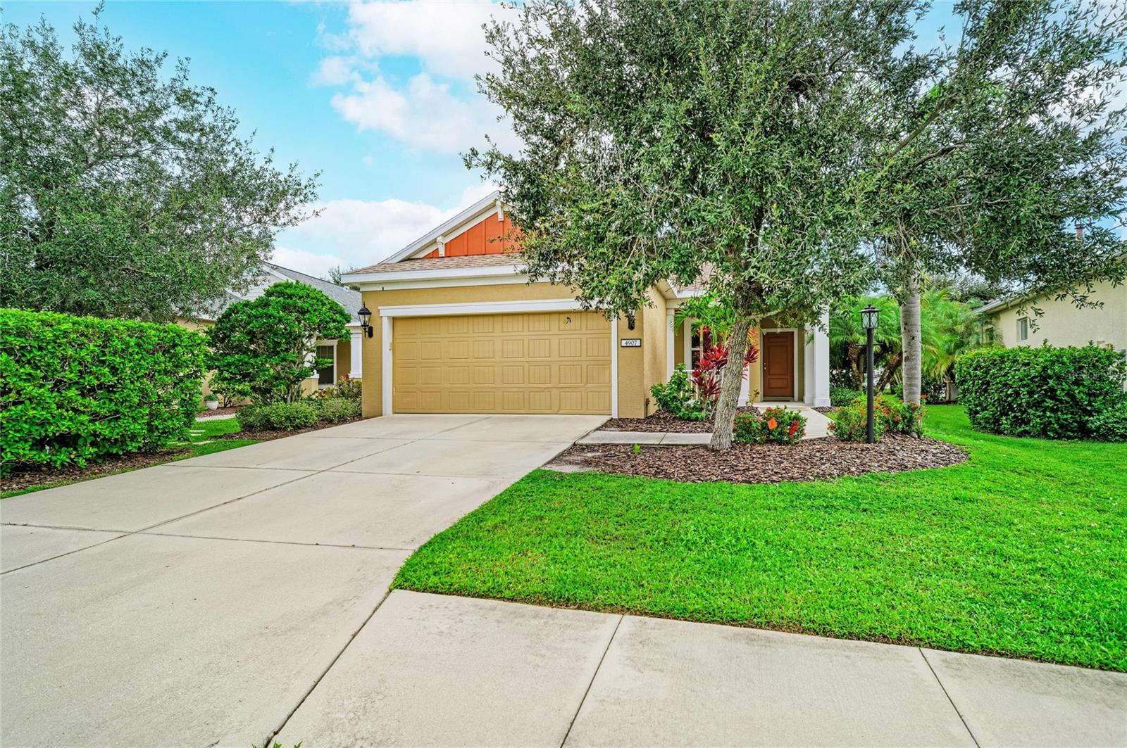 4907 Boston Common Gln, Bradenton, FL 34211 photo