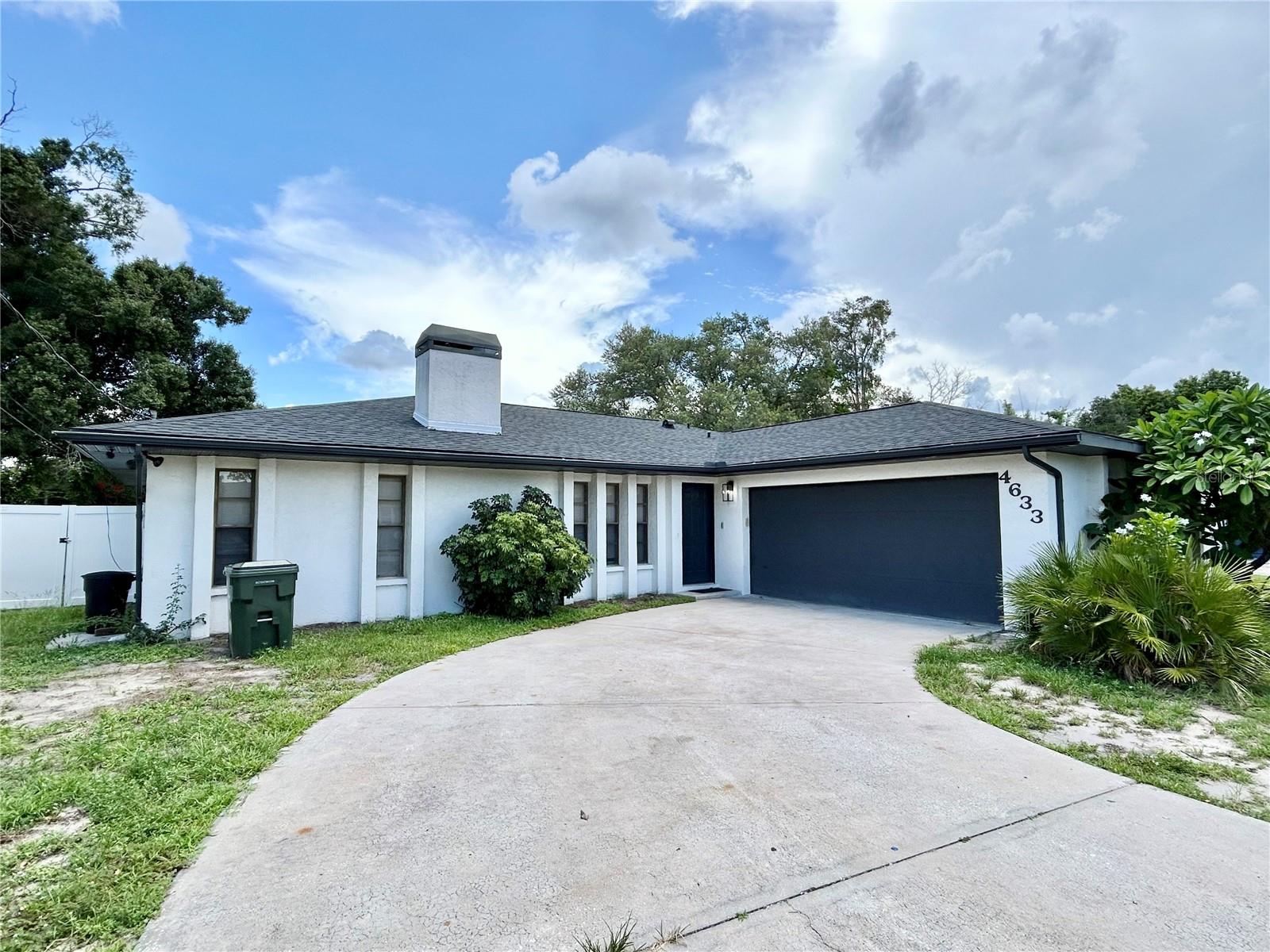 4633 Brooksdale Dr, Sarasota, FL 34232 photo