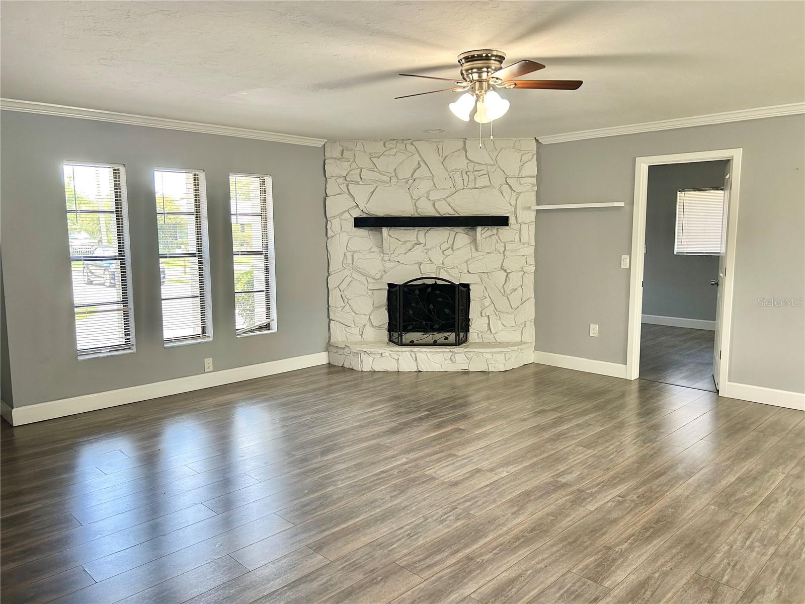 4633 Brooksdale Dr, Sarasota, FL 34232 photo