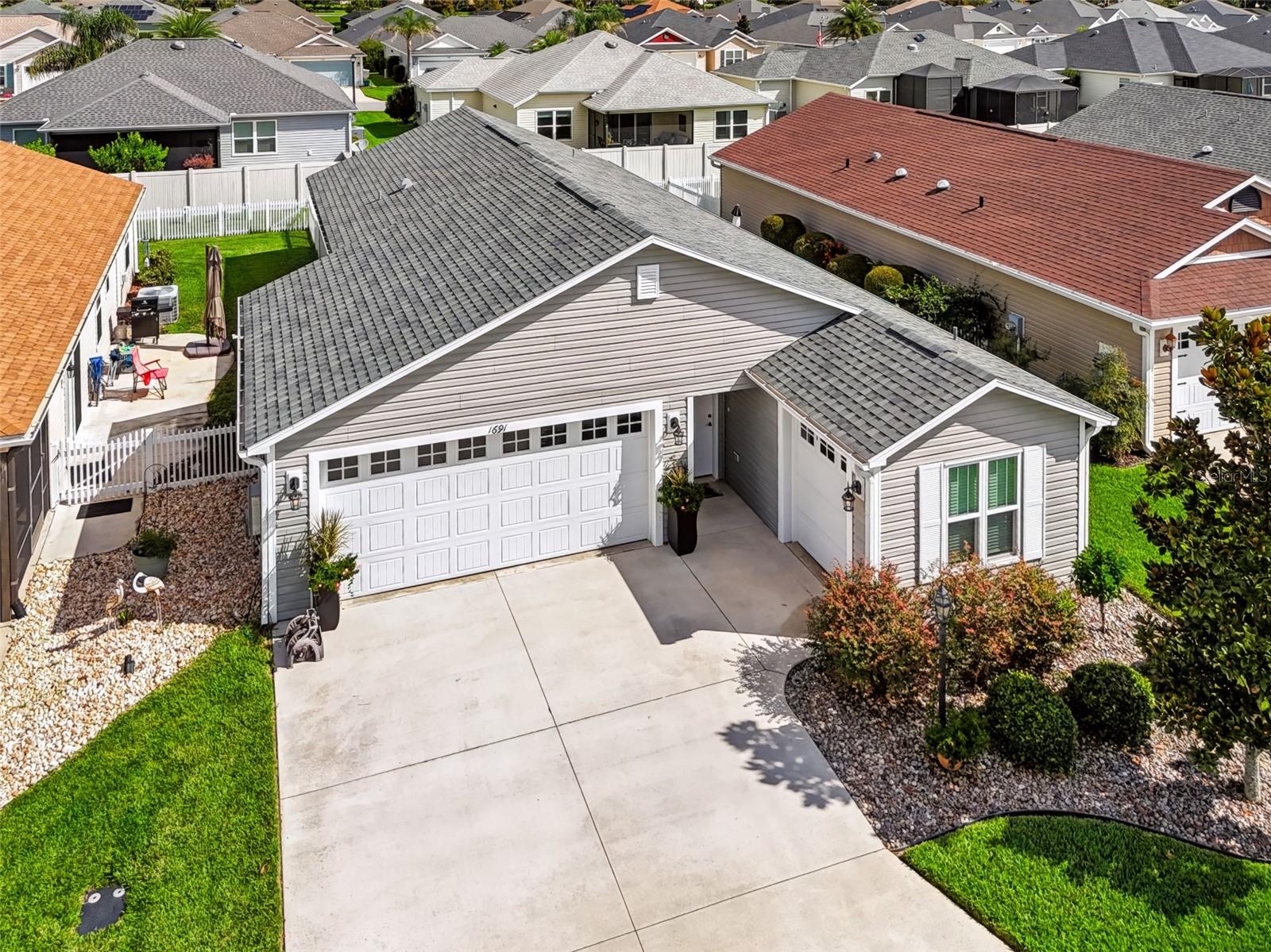 1691 Schau St, The Villages, FL 32163 photo