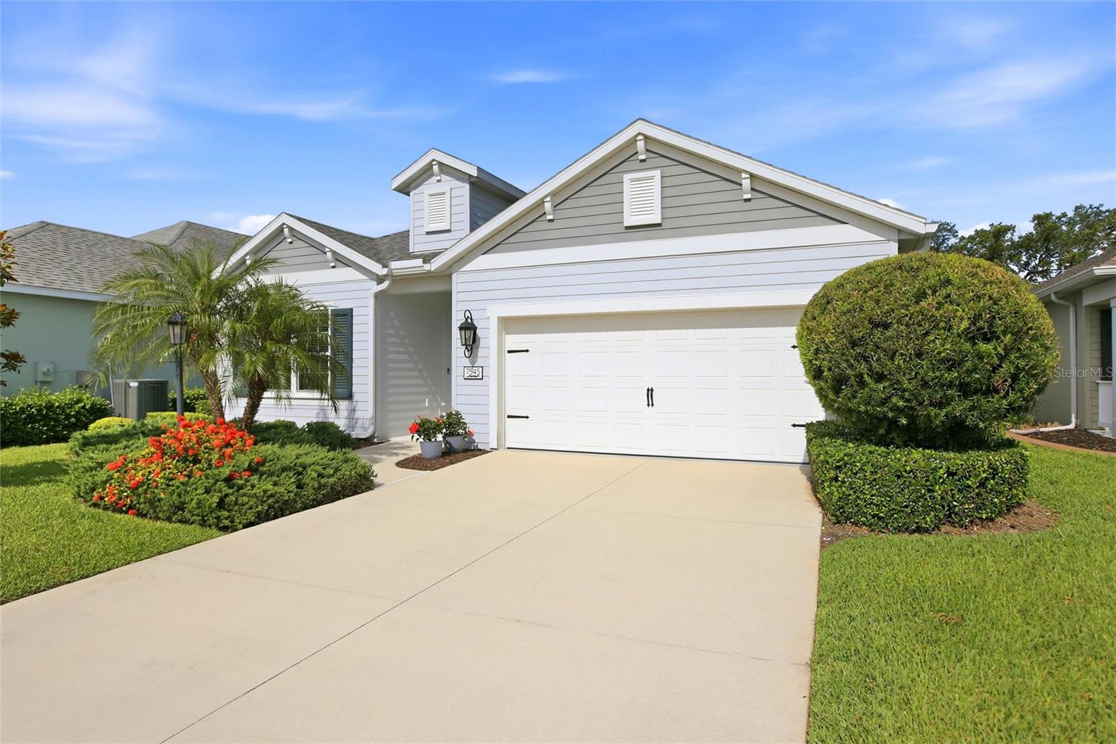 7545 Ridgelake Cir, Bradenton, FL 34203 photo