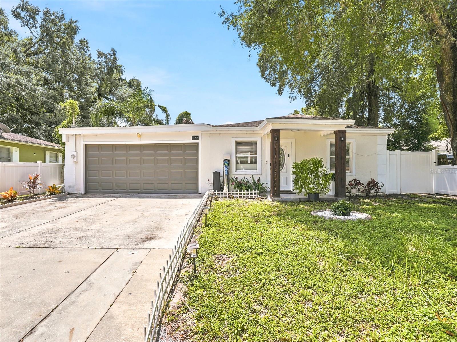 701 E Crenshaw St, Tampa, FL 33604 photo