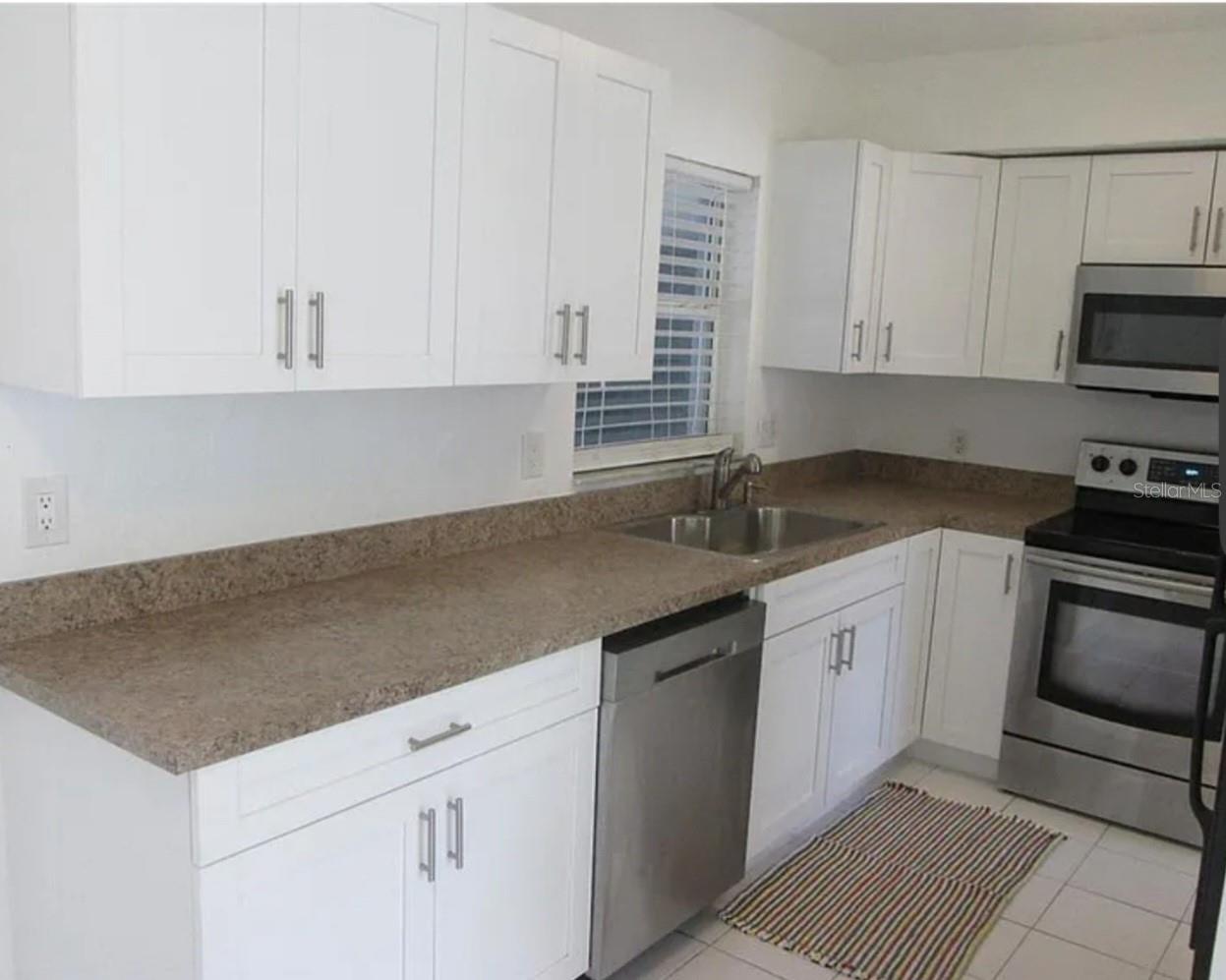5901 28 St, Saint Petersburg, FL 33714 photo