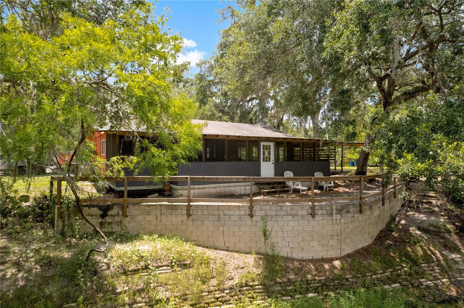 Single Family Residence in DADE CITY FL 6410 AMELIA LANE 0.jpg