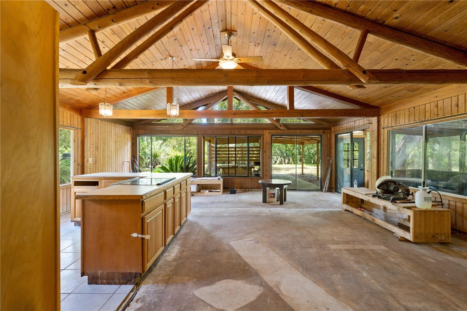 Single Family Residence in DADE CITY FL 6410 AMELIA LANE 8.jpg