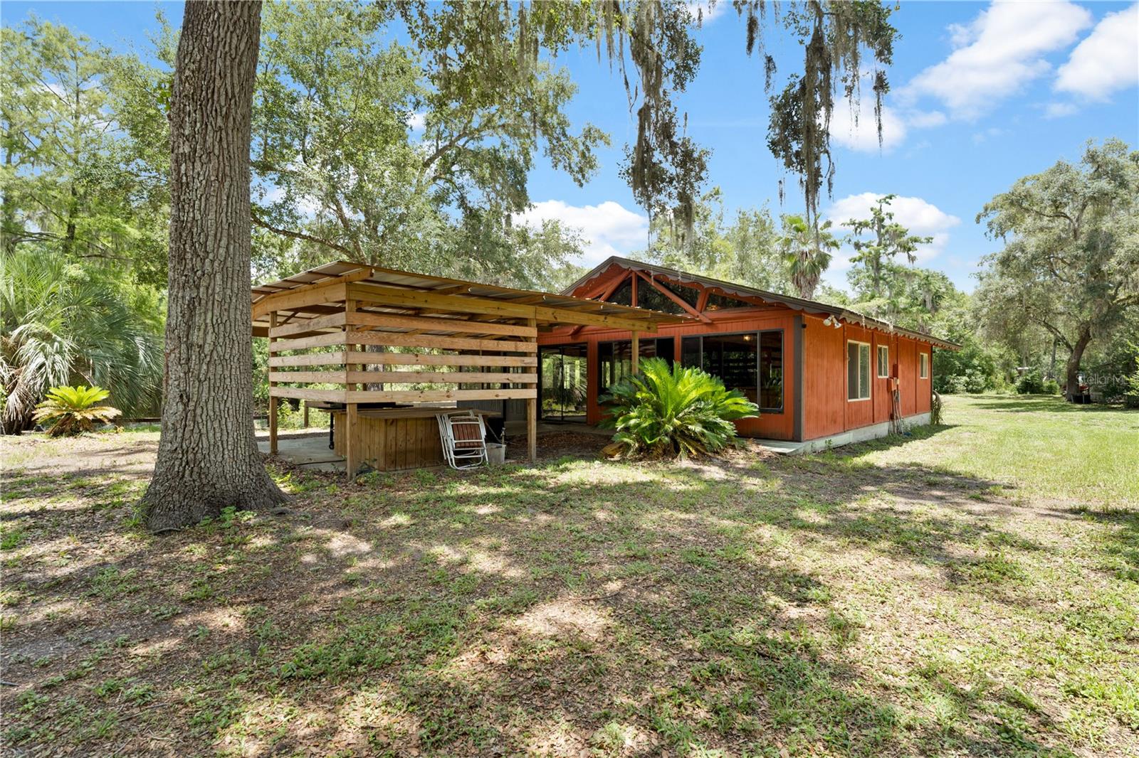 Single Family Residence in DADE CITY FL 6410 AMELIA LANE 34.jpg