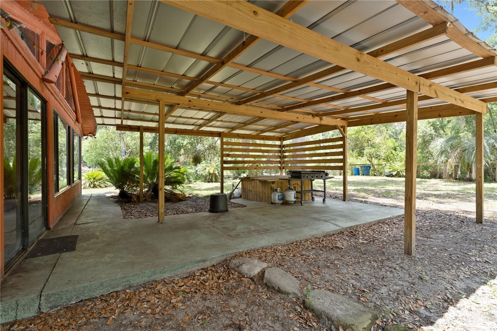 Single Family Residence in DADE CITY FL 6410 AMELIA LANE 28.jpg