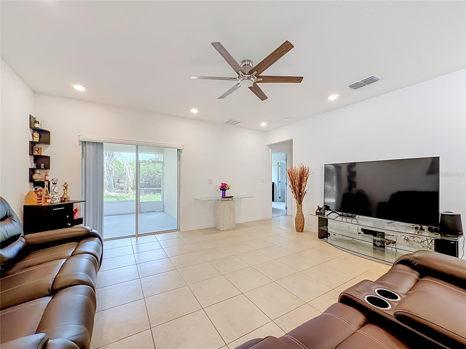 1269 Water Willow Dr, Groveland, FL 34736 photo