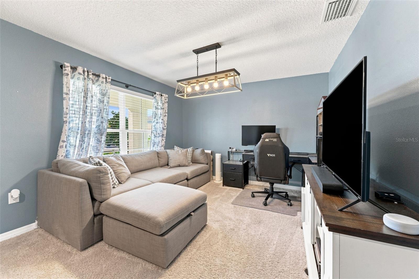 7951 Sail Clover Ln, Zephyrhills, FL 33540 photo