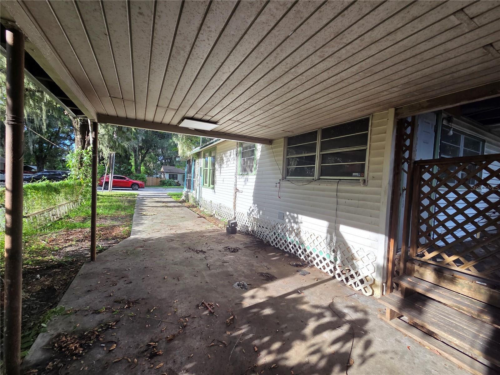 113 W Strickland St, Plant City, FL 33563 photo