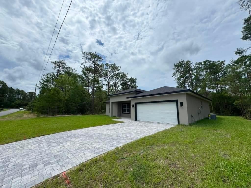1458 W Landmark Dr, Citrus Springs, FL 34434 photo