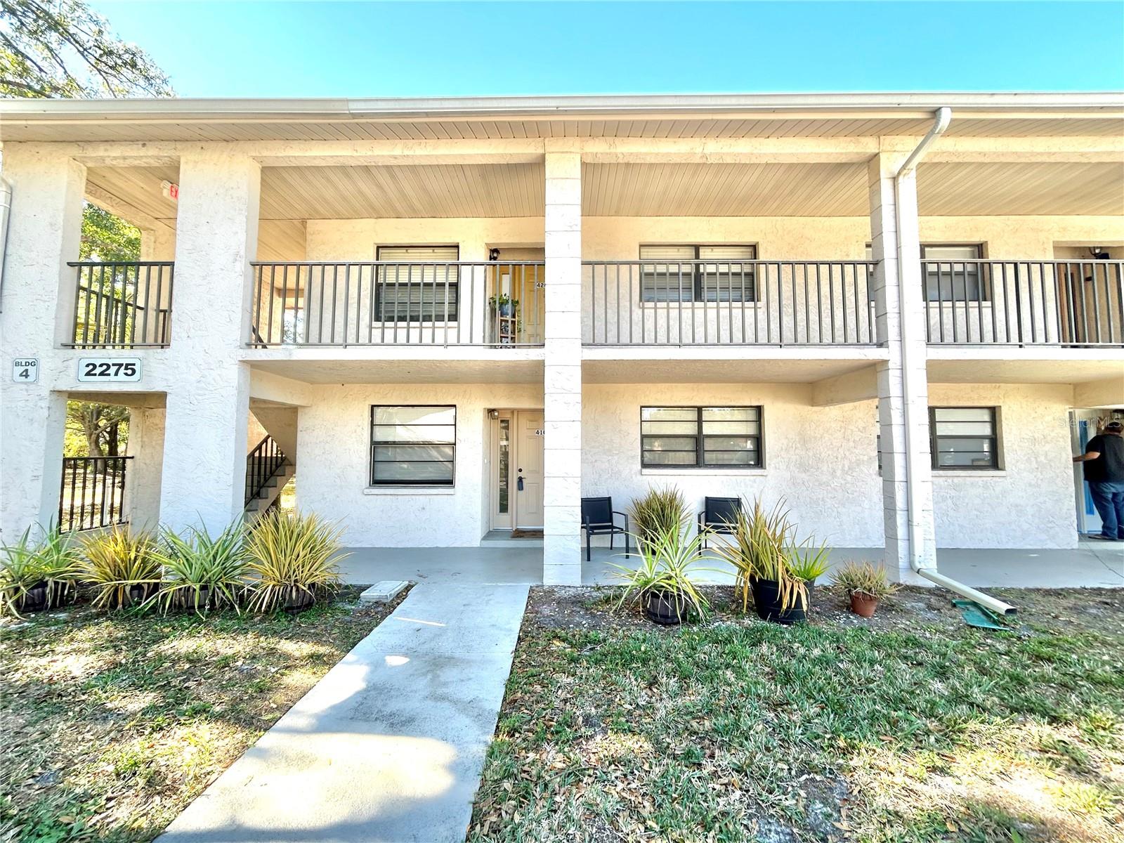 2275 62 Ave #101, Saint Petersburg, FL 33702 photo