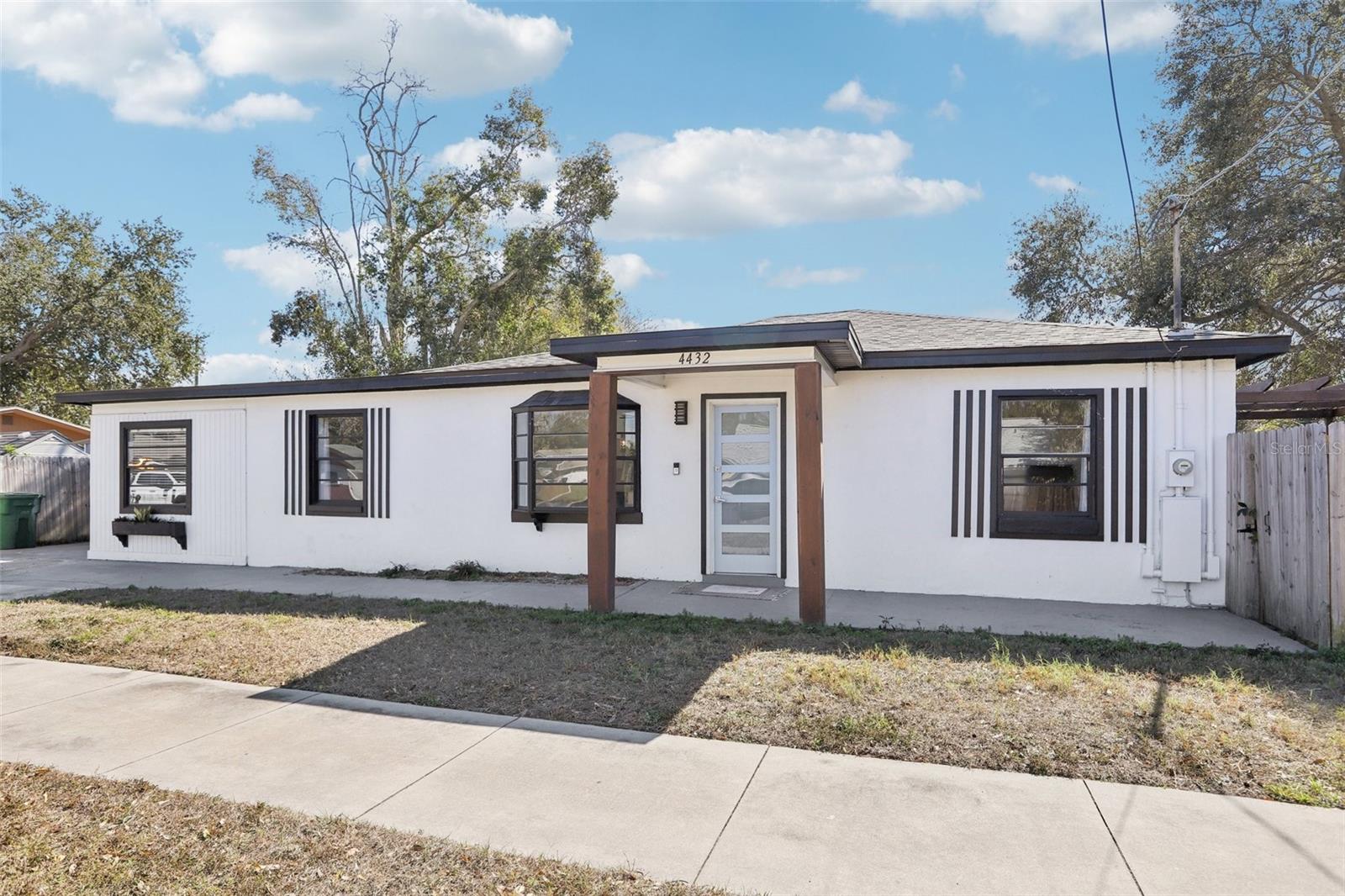 4432 Mccoy St, Tampa, FL 33616