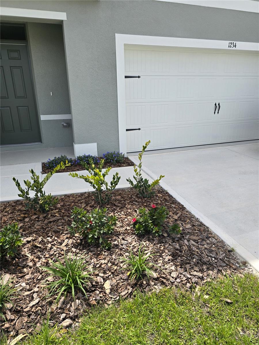 1234 Red Hill Rd, Davenport, FL 33837 photo