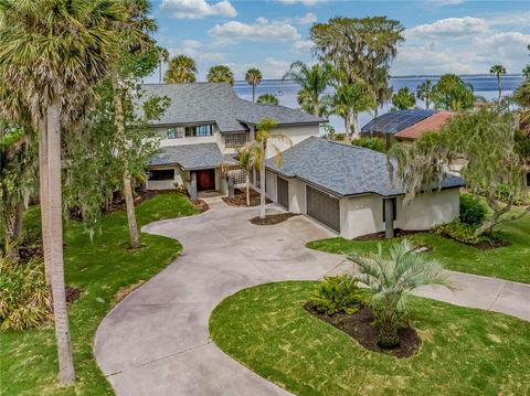 Single Family Residence in YALAHA FL 303 WATERWOOD DRIVE.jpg