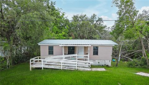 Manufactured Home in DADE CITY FL 34924 TALISMAN STREET.jpg