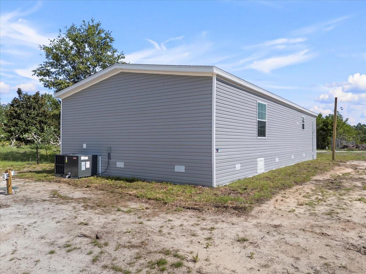 21351 Canal Dr, Brooksville, FL 34601 photo