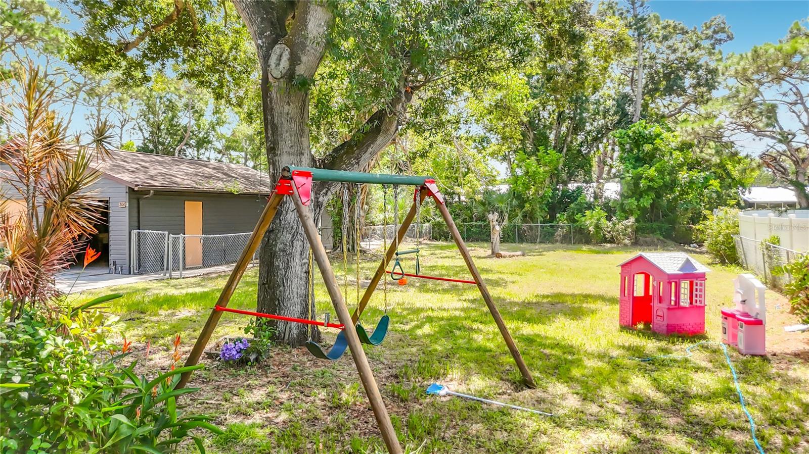 804 66 Ave, Bradenton, FL 34207 photo