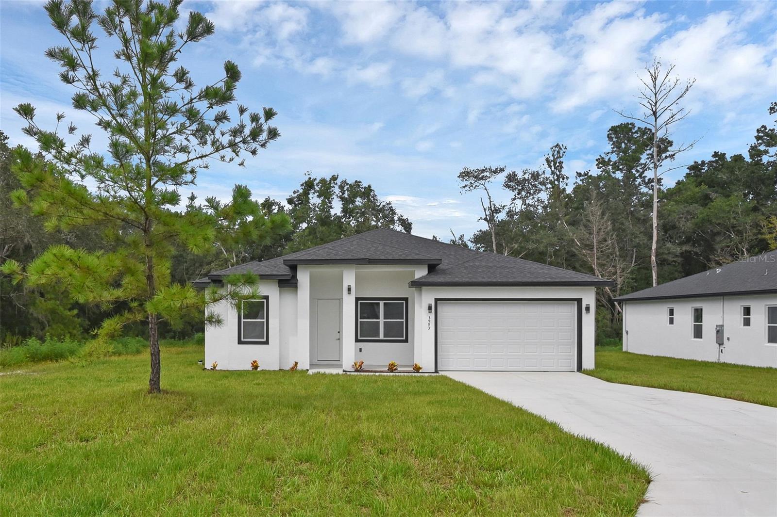 20563 Rainbow Lake Blvd, Dunnellon, FL 34431