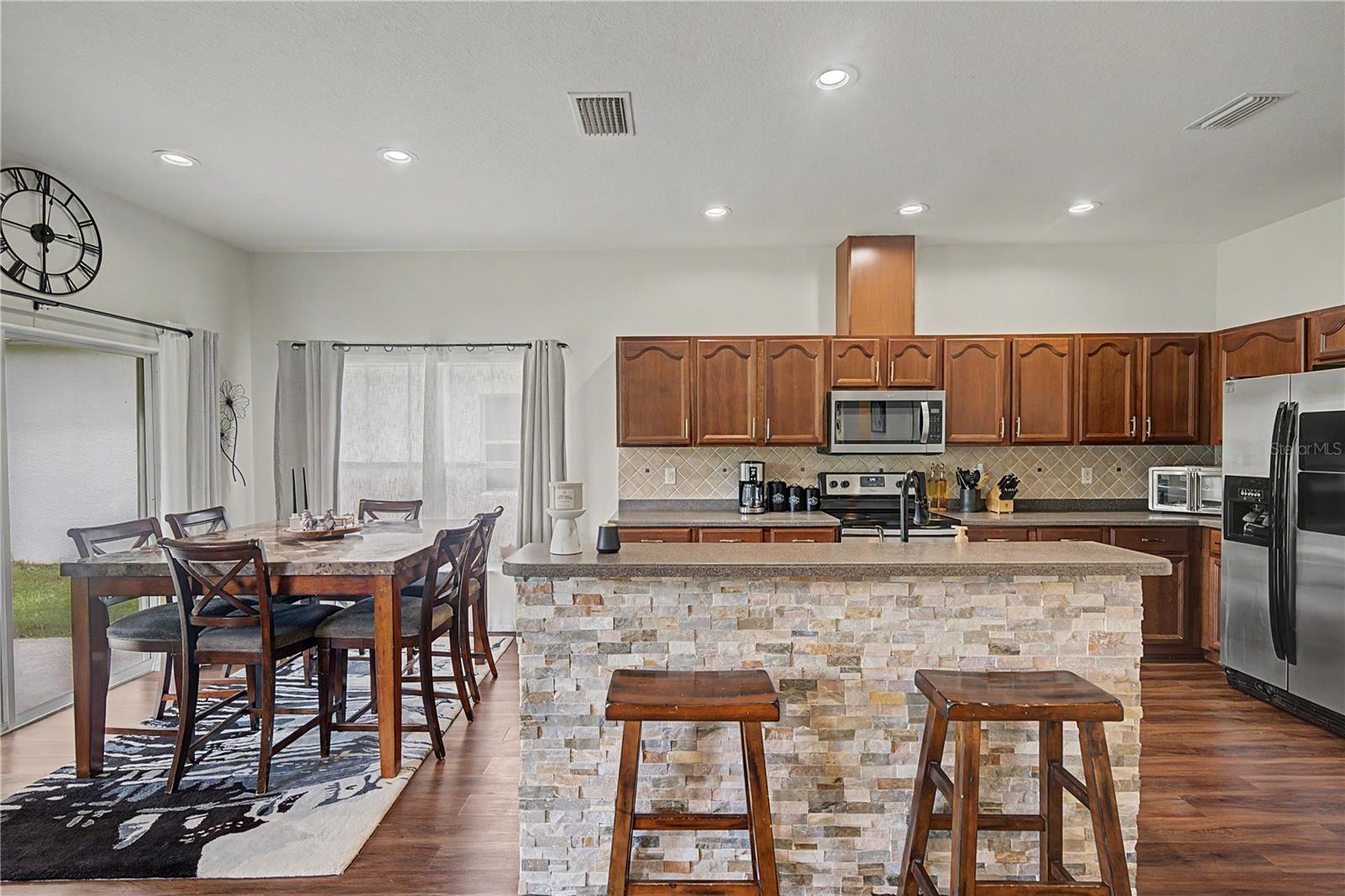9837 Jasmine Brook Cir, Land O Lakes, FL 34638 photo