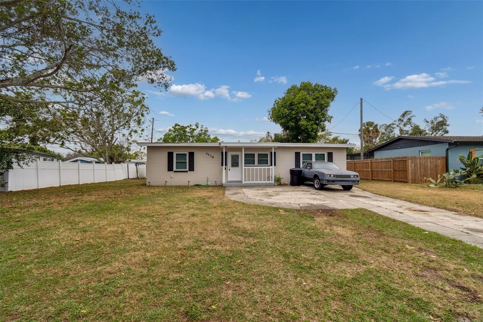 4479 Porpoise Dr, Saint Petersburg, FL 33705 photo