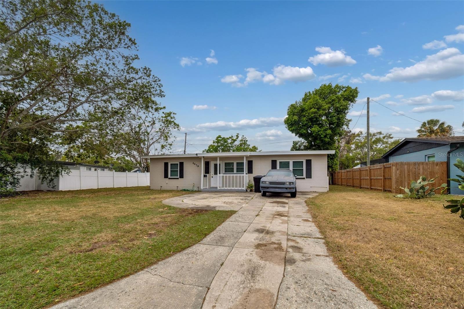 4479 Porpoise Dr, Saint Petersburg, FL 33705 photo