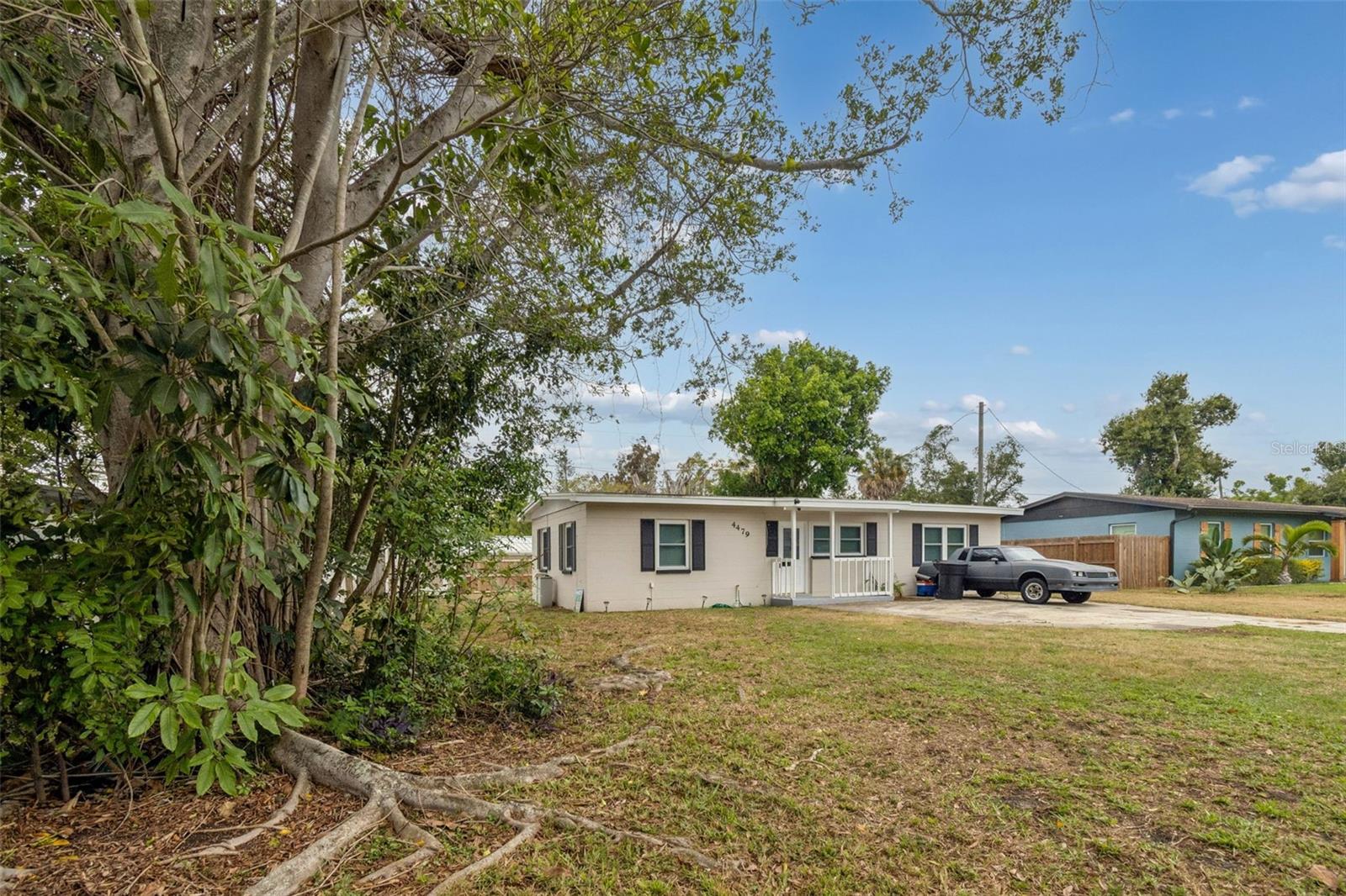 4479 Porpoise Dr, Saint Petersburg, FL 33705 photo